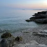 Secluded Fisherman's Cove Novica, Drvenik - 23294 * Drvenik Veli